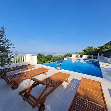 Aparthotel Sea View Luxury Conte With Swiming Pool And Romantic