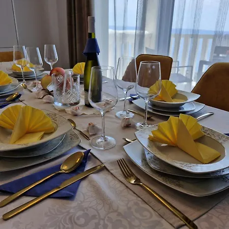 Sea View Luxury Conte With Swiming Pool And Romantic Ξενοδοχείο με διαμερίσματα 4*